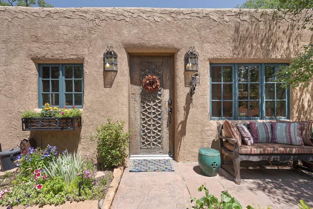 Desert Sky Sweet Retreat Across From Santa Fe River in the Railyard - photo 29