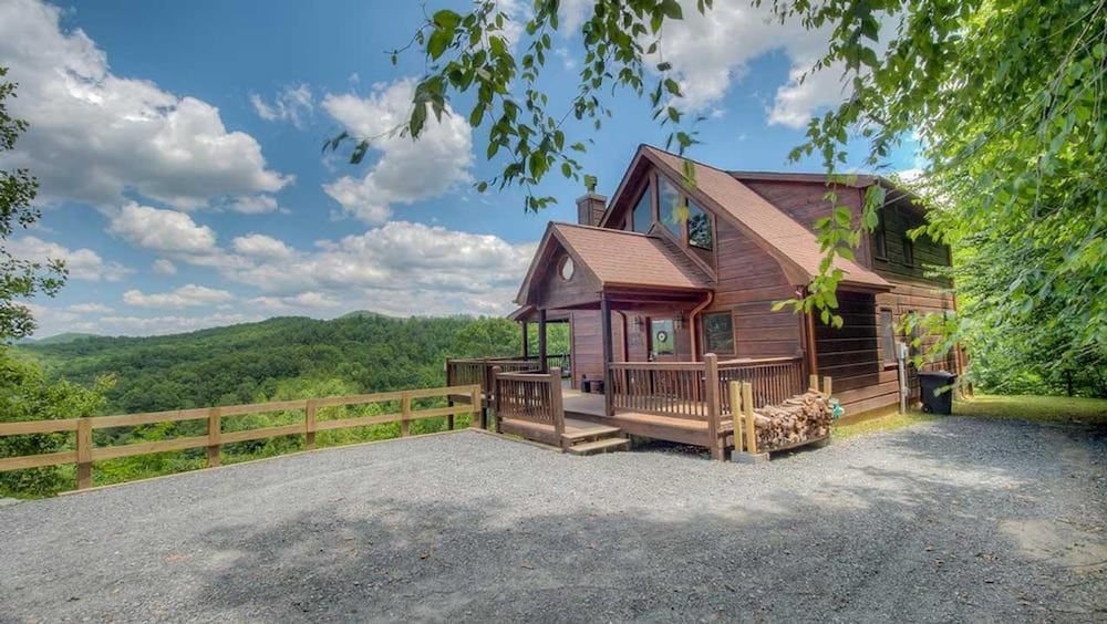 High Expectations in Blue Ridge, United States