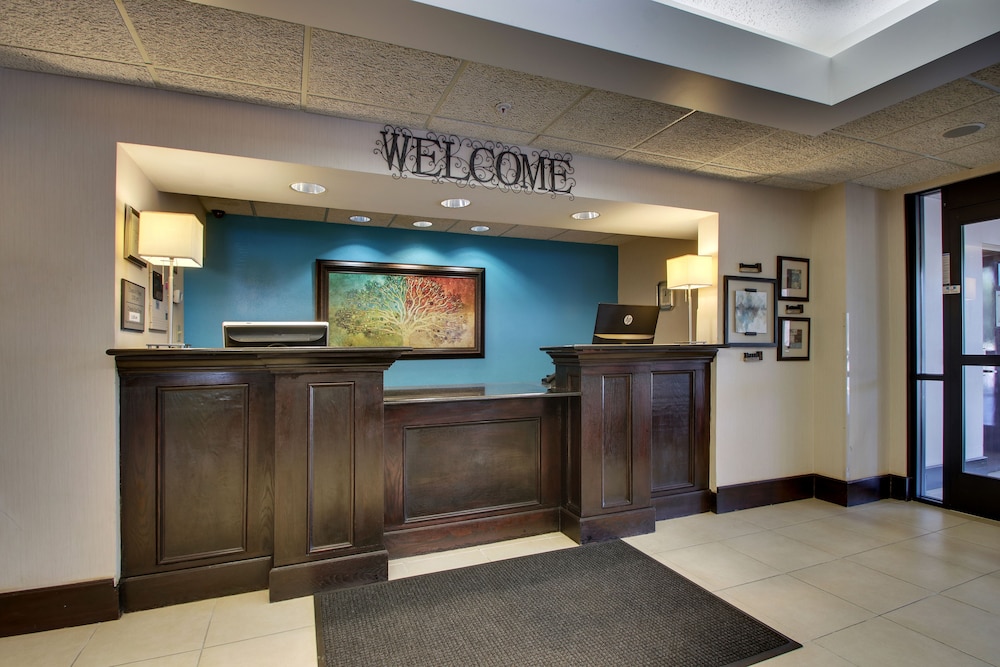 Wingfield Inn & Suites - photo 3