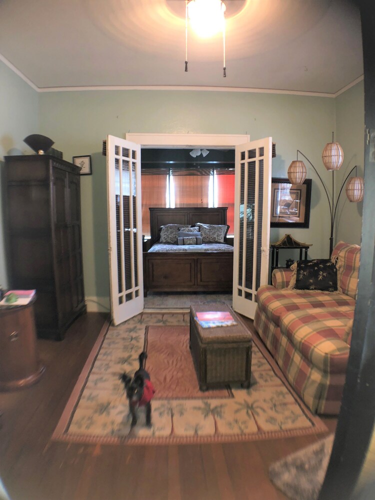 Avenue O Bed & Breakfast - photo 12