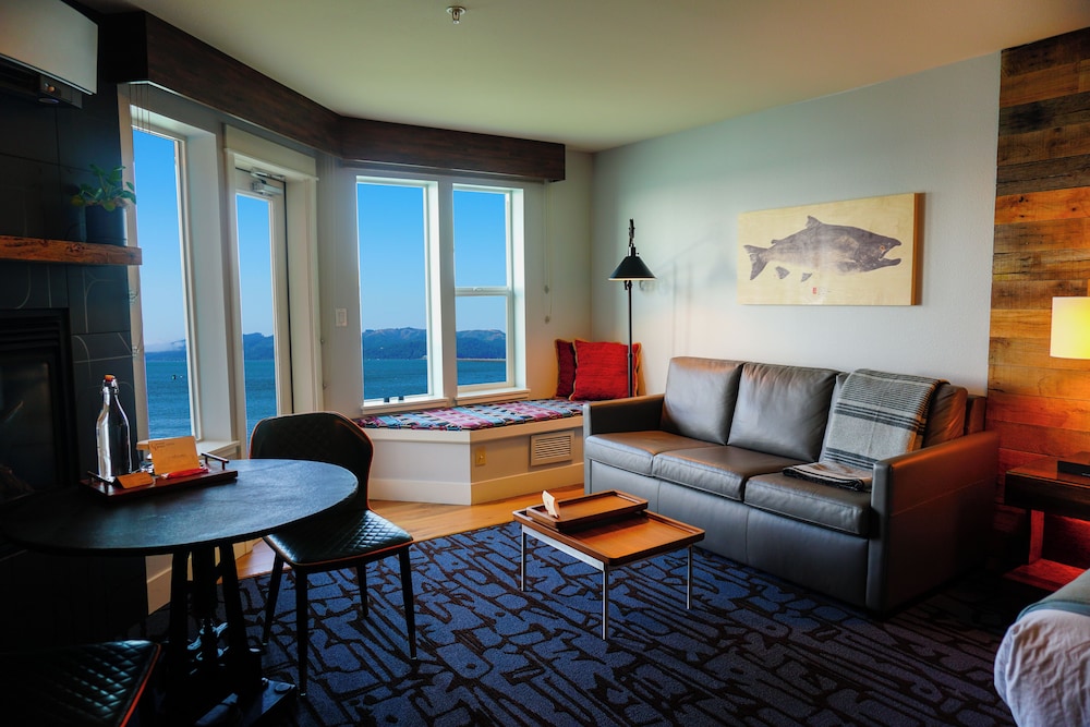 Cannery Pier Hotel & Spa - photo 24