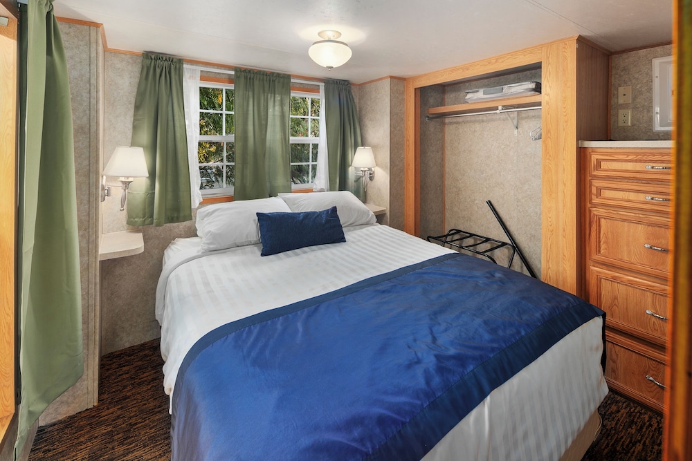 Robinhood Village Resort - photo 32