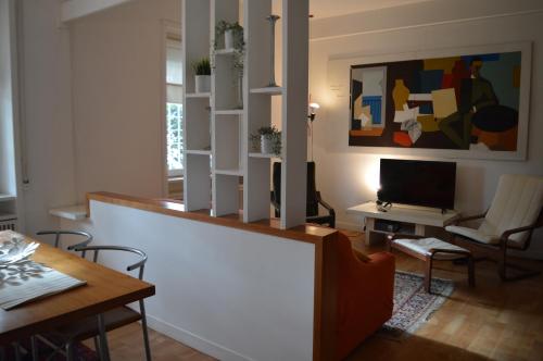 Domus B Corso Francia Apartment — 4-Star Luxury Hotel in Rome, Italy