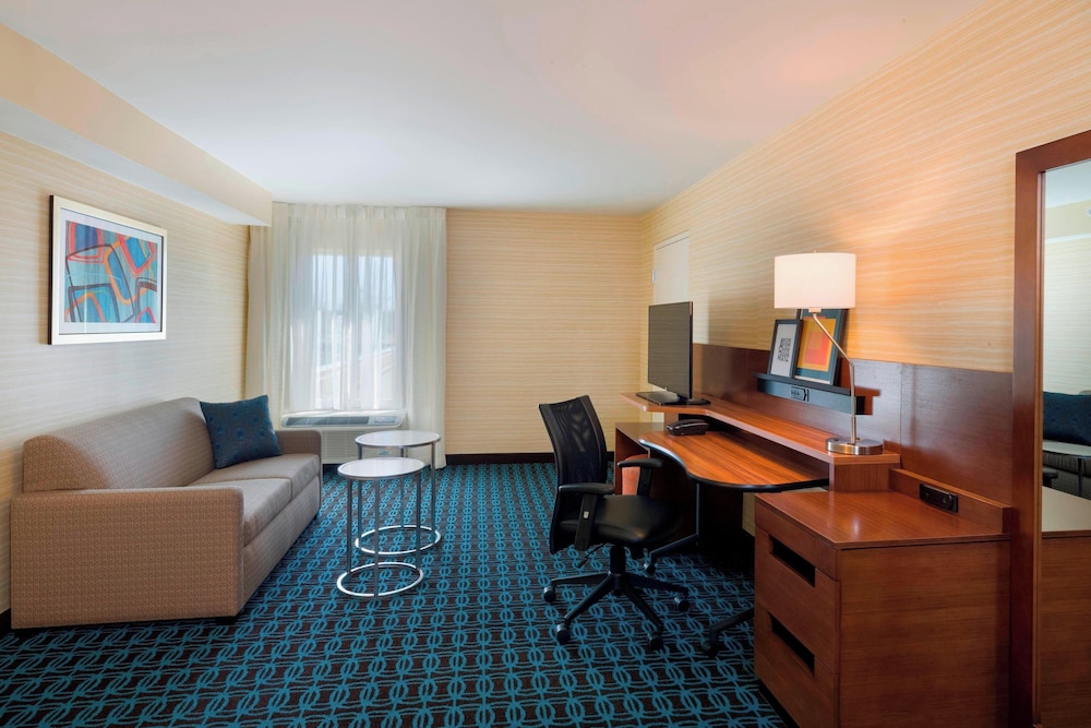 Fairfield Inn & Suites by Marriott Paramus - photo 19