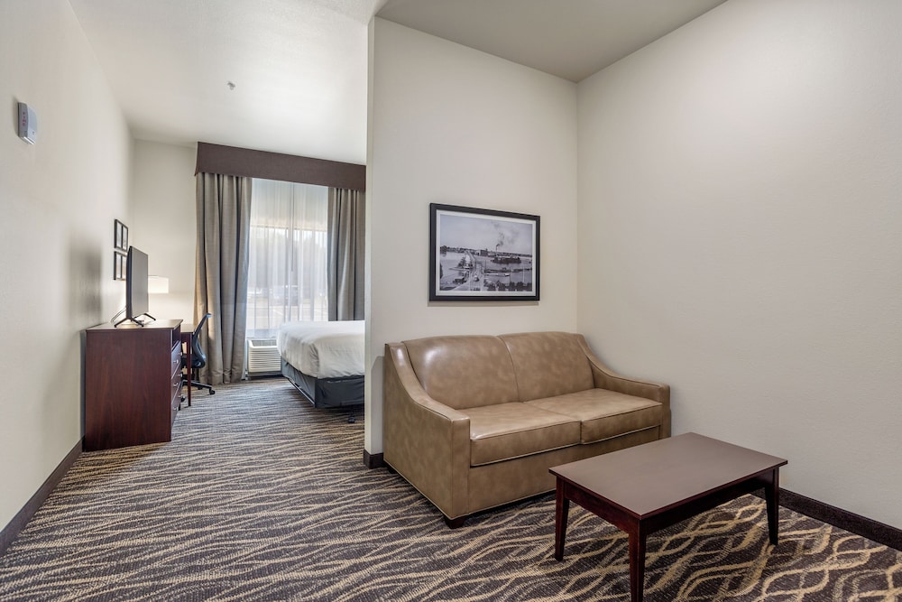 Cobblestone Hotel & Suites De Pere Green Bay - photo 19