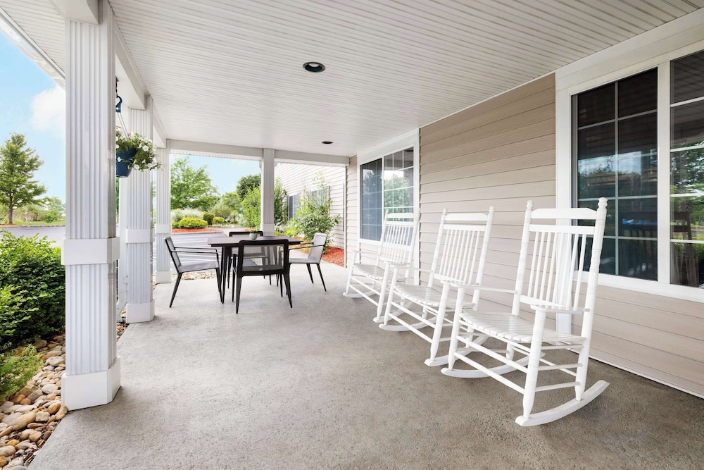 Country Inn & Suites by Radisson Big Flats NY - photo 18
