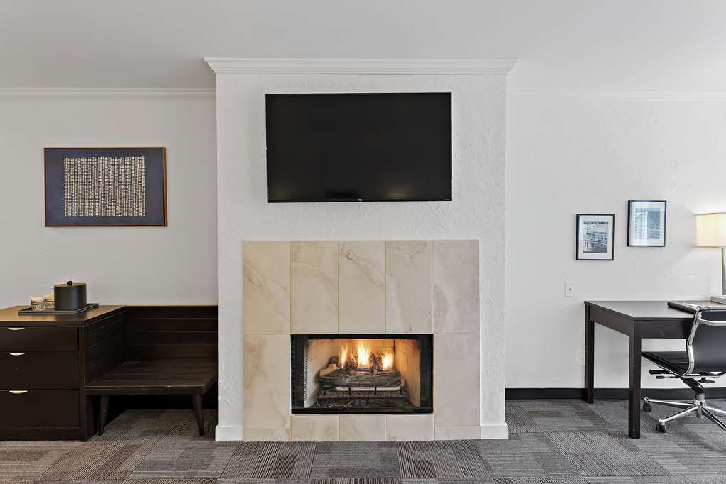 Best Western Wesley Inn & Suites - photo 15