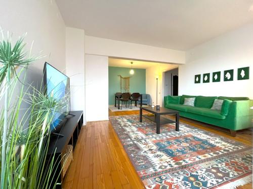 Cozy Flat Next To Akmerkez in Etiler - carbon neutral hotel in Istanbul