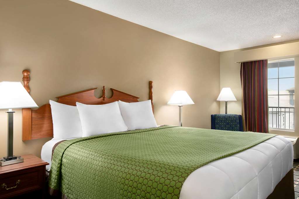 Baymont by Wyndham Warner Robins - photo 19