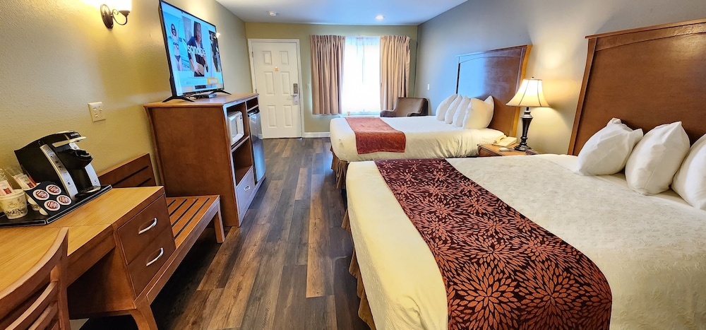 Mill Village Motel - photo 9