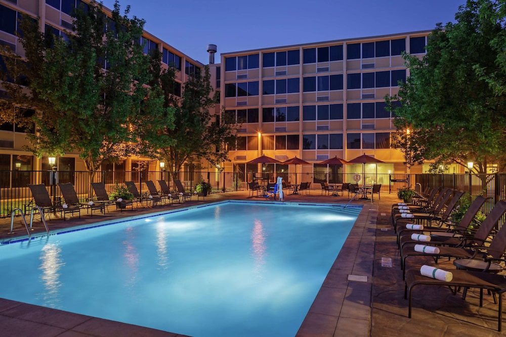 DoubleTree by Hilton Denver Central Park - photo 29