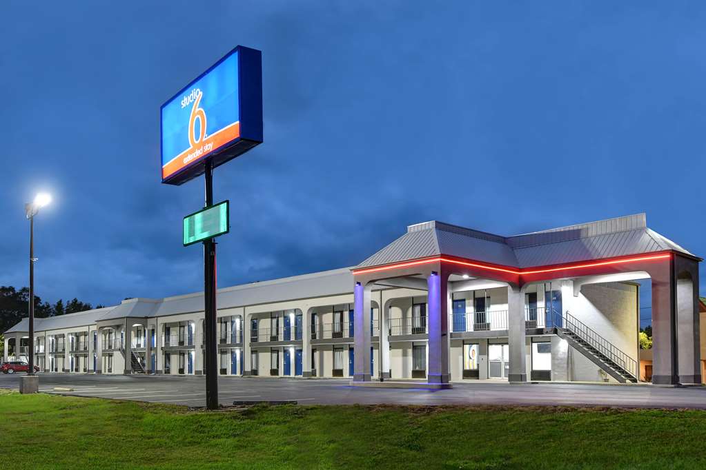 Studio 6 Meridian MS Bonita Lakes - photo 3