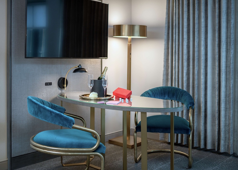 Tulsa Club Hotel Curio Collection by Hilton - photo 27