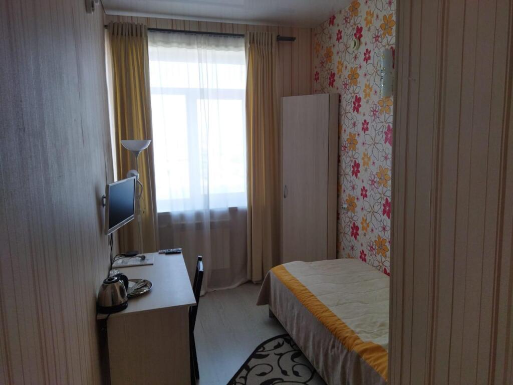 Wall Street — hotel in Ozersk