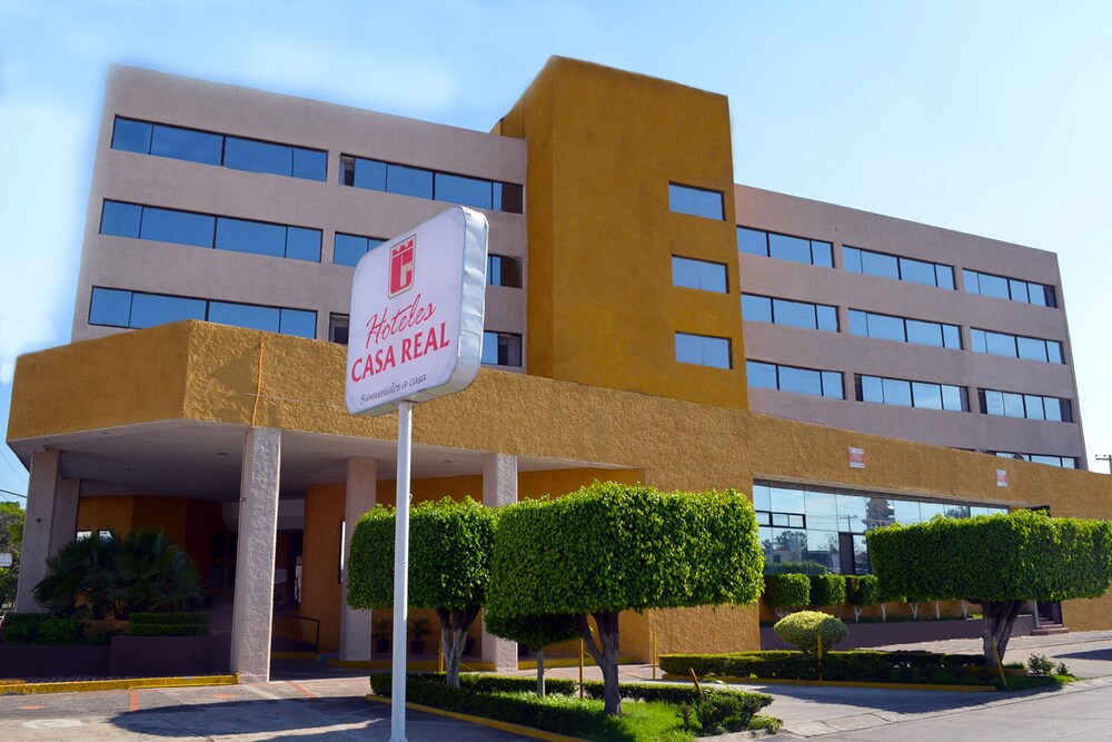 Hotel Casa Real Celaya in Celaya, Mexico