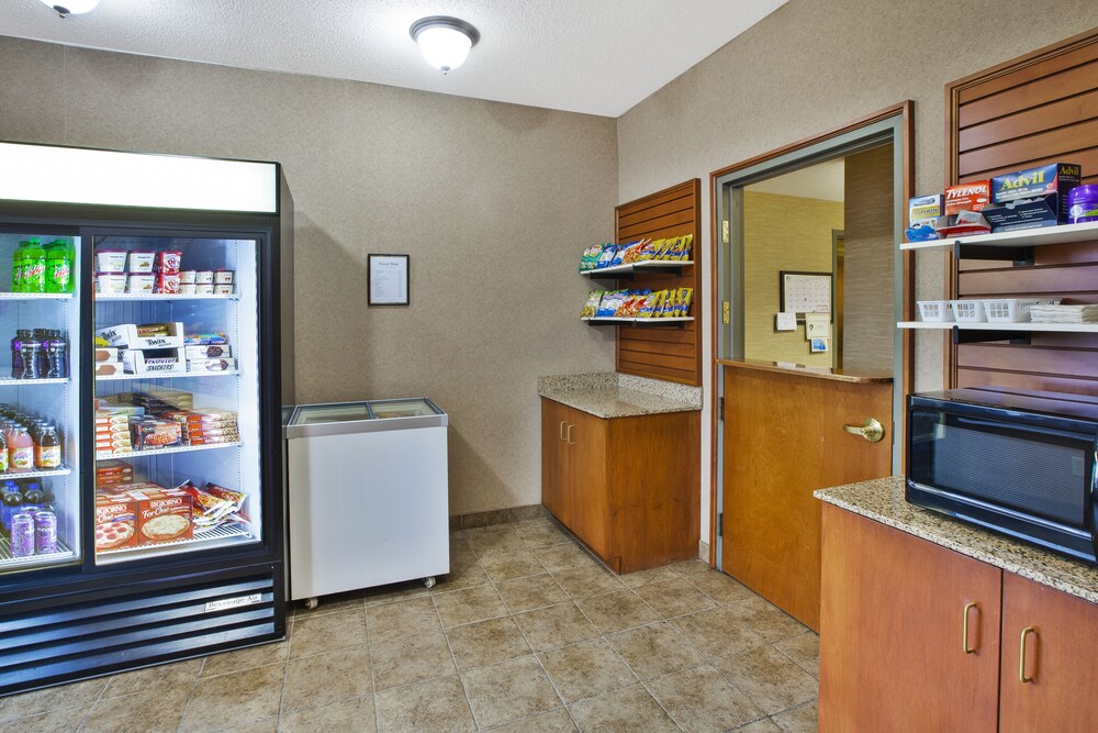 Holiday Inn Express & Suites Montpelier by IHG - photo 49
