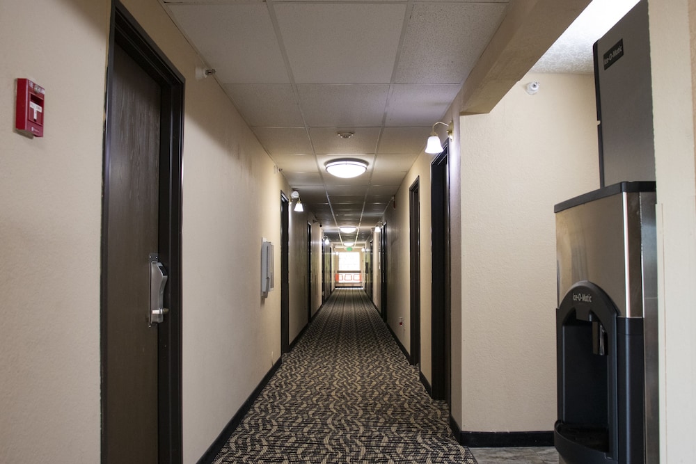 Americas Best Value Inn Finlayson — hotel in Hinckley