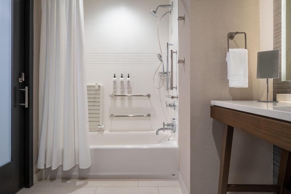 Delta Hotels by Marriott Wichita Falls Convention Center - photo 27