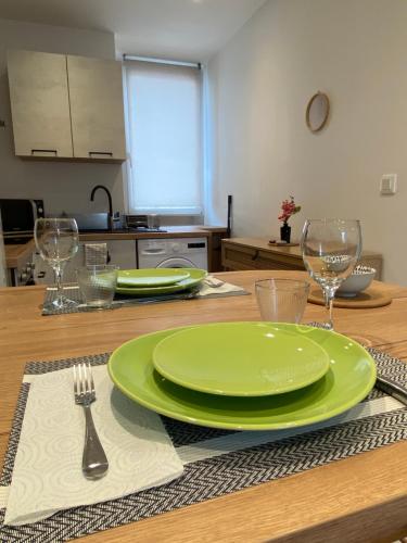 Verger Parking Gratuit Calme in Chambery, France