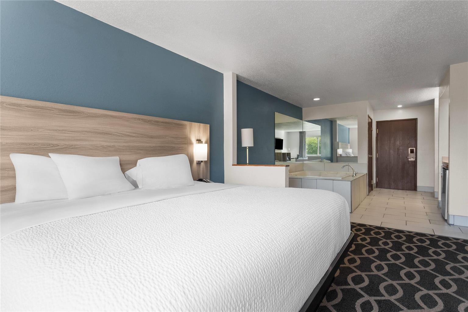 Baymont by Wyndham Piqua - photo 20