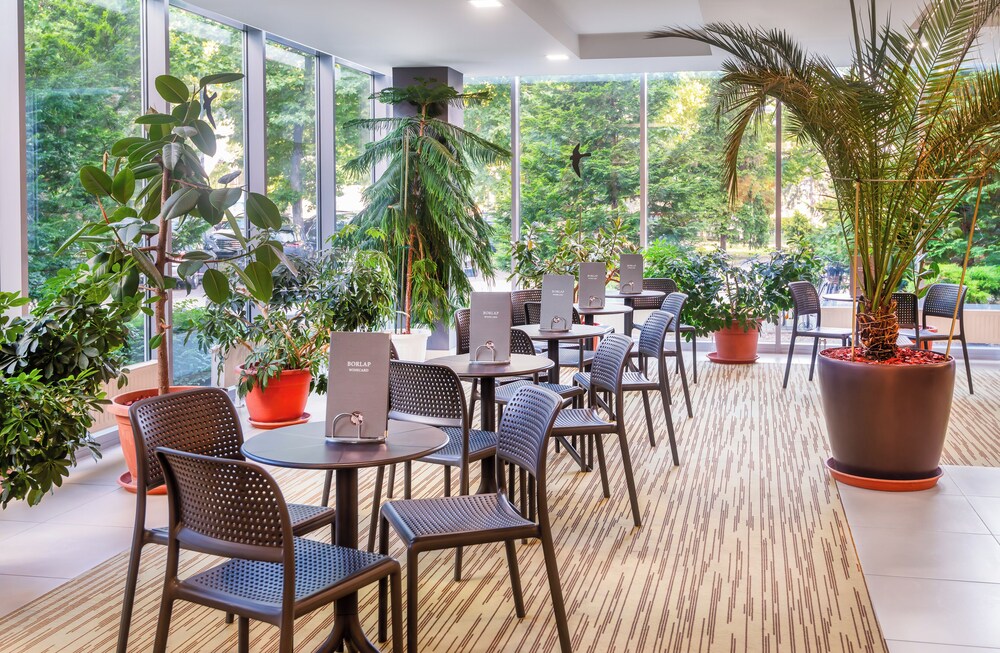 Hunguest Hotel Gyula — Gyula — photo 3