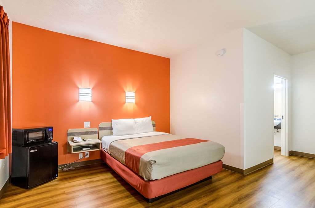 Motel 6 Kearney NE - photo 31