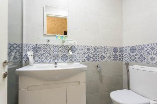 City Center Luxe Apartment