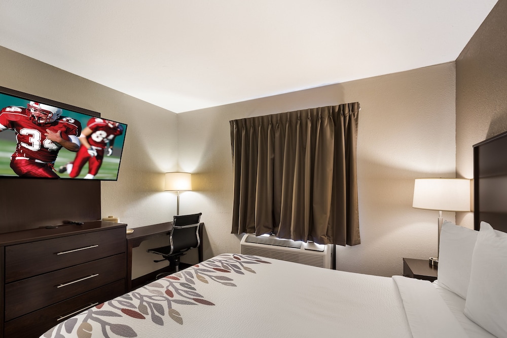 Red Roof Inn Allentown South - photo 11