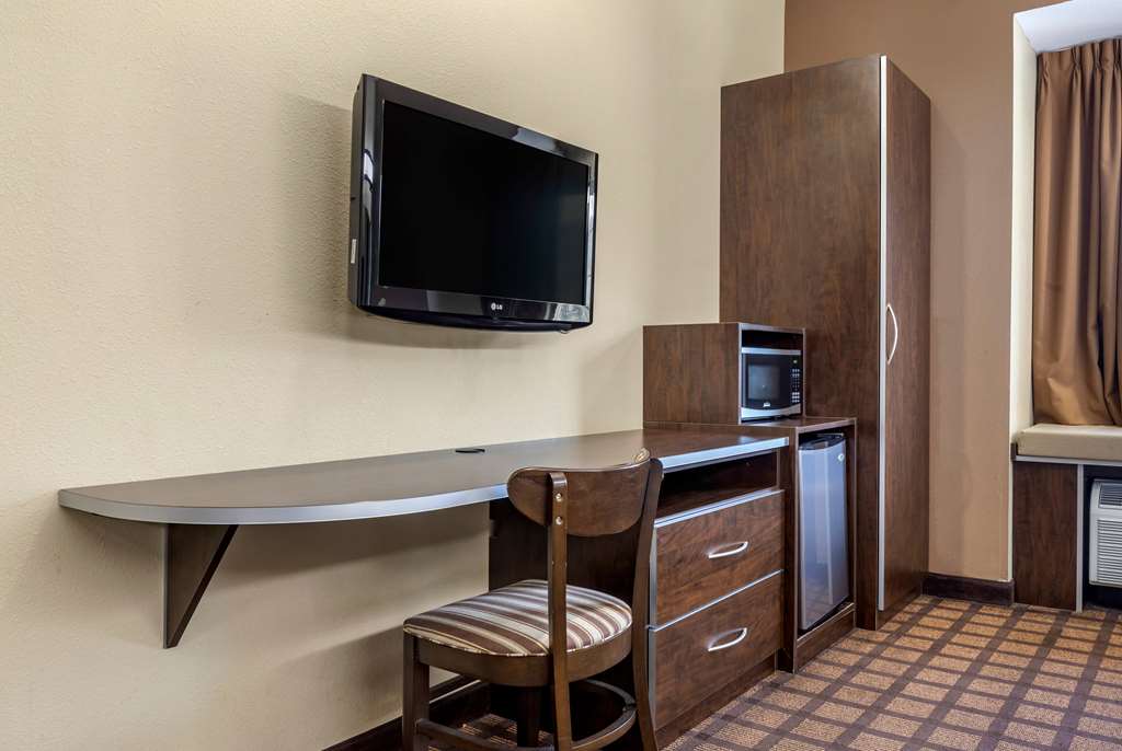 Microtel Inn & Suites By Wyndham Sylva Dillsboro Area - photo 12