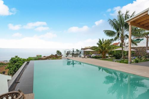 Casa Adayeim 2 — 4-Star Luxury Hotel in Icod De Los Vinos, Spain