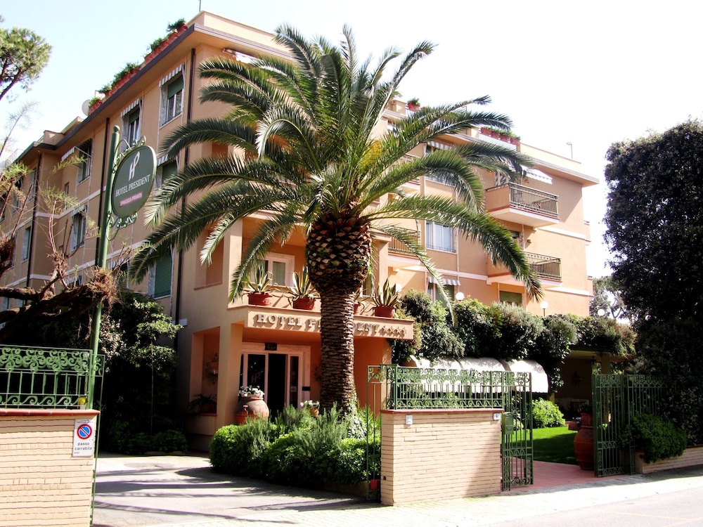 Hotel President — 4-Star Luxury Hotel in Forte Dei Marmi, Italy