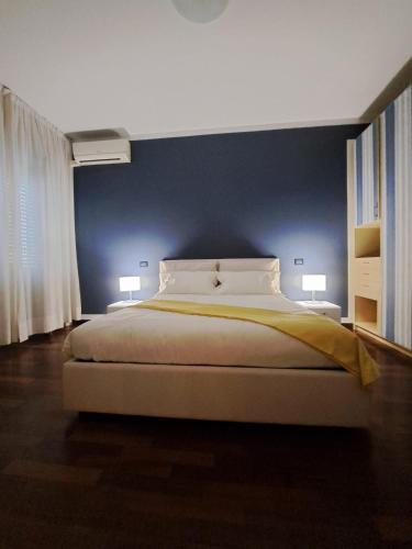 Fancy Monique — 4-Star Luxury Hotel in Milan, Italy