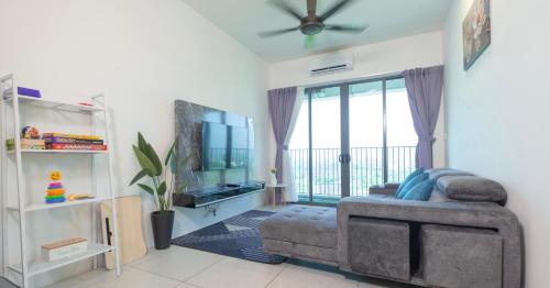 Meritus Suites 8pax — 4-Star Luxury Hotel in Perai, Malaysia