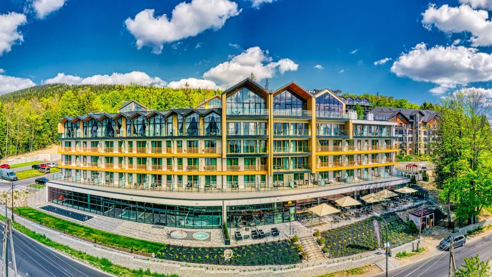 Złoty Horyzont Sun & Snow — 4-Star Luxury Hotel in Szklarska Poreba, Poland