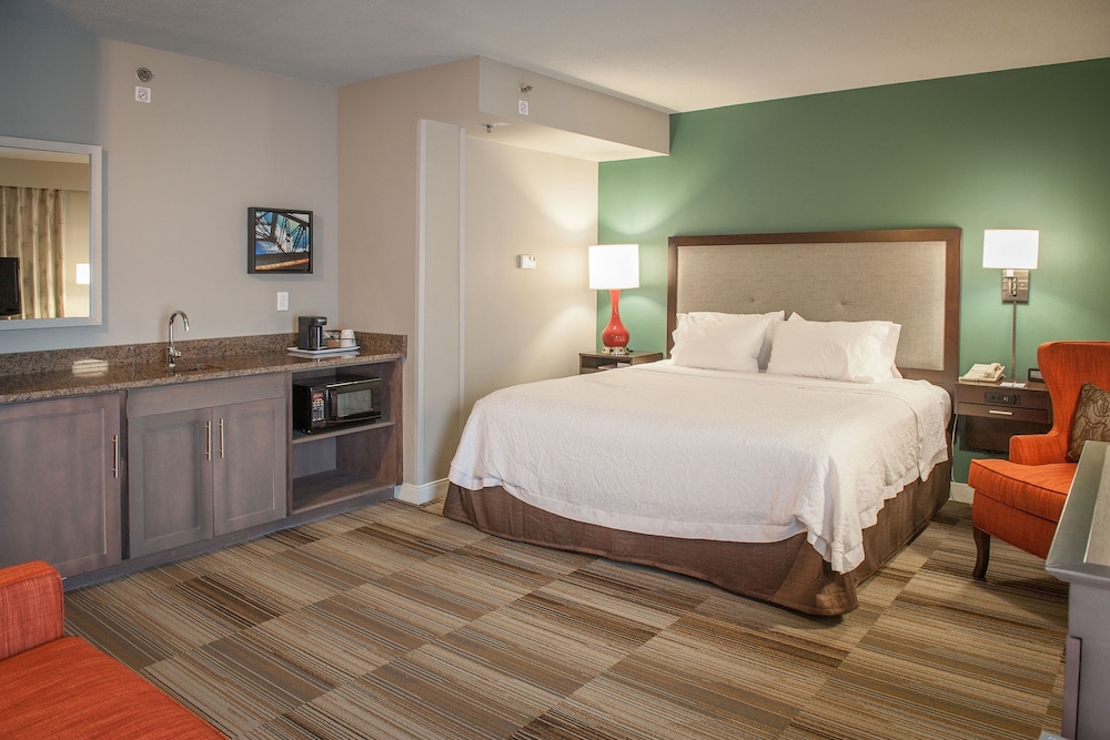 Hampton Inn and Suites New Orleans Convention Center - photo 7