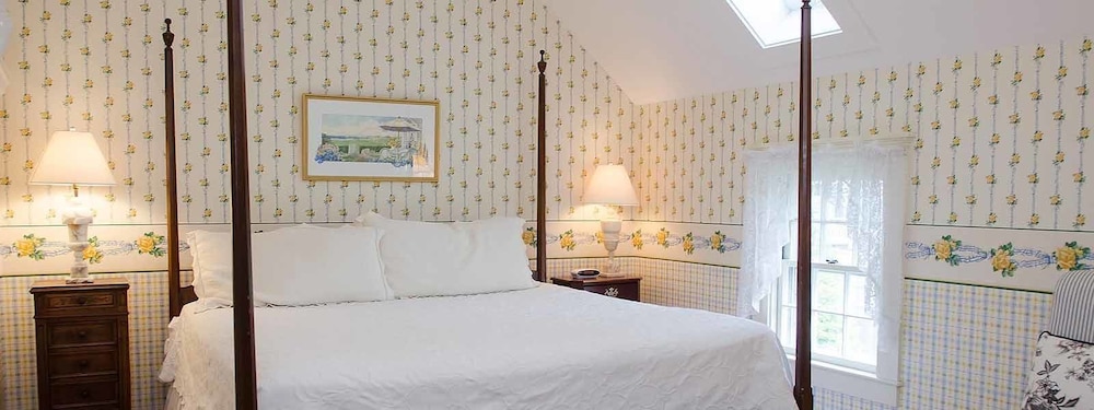 The Ashley Inn - photo 9
