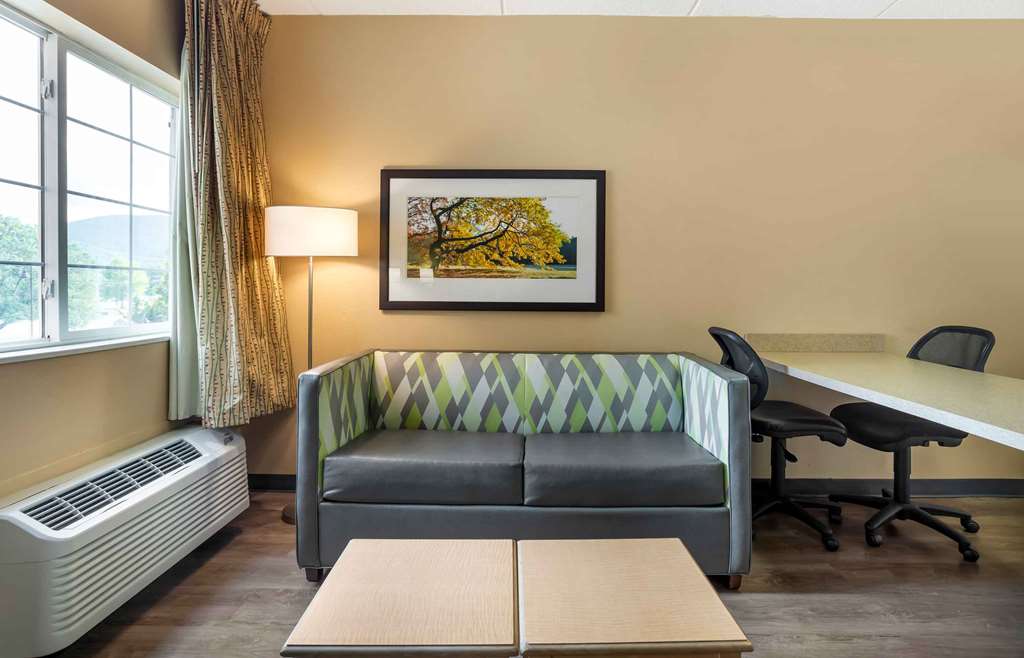 Extended Stay America Suites Fishkill Route 9 - photo 25