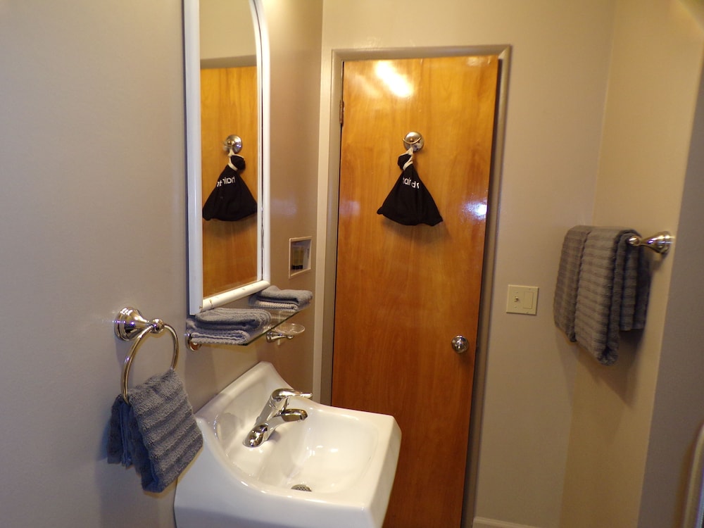 Cypress Tree Motel - photo 88