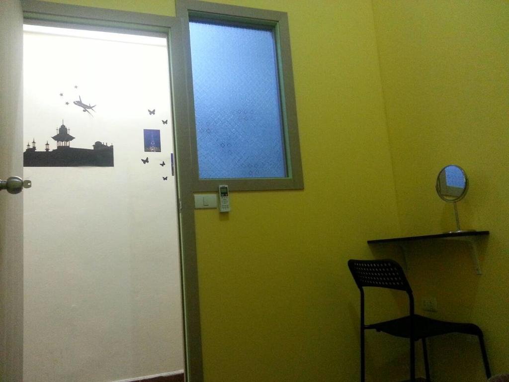 Mad COW Hostel Silom