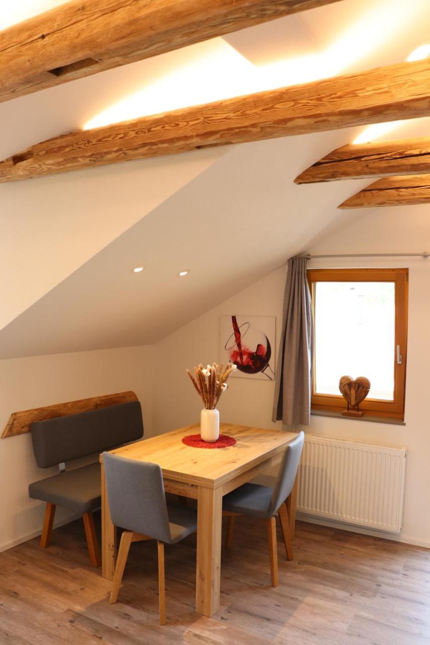 Wohnung #6 mit Balkon in ruhiger aber zentrale Lage Stadtbus vor der Tür — 4-Star Luxury Hotel in Lindau, Germany