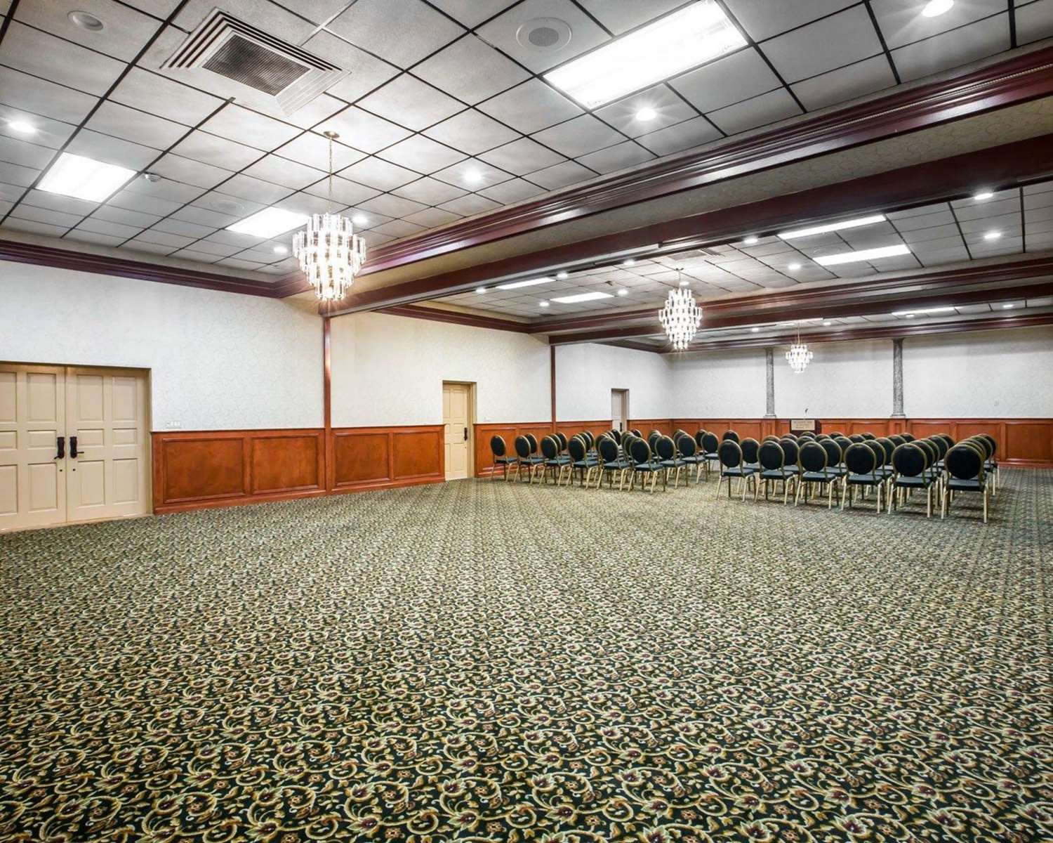 Quality Inn and Suites Kingston - photo 29