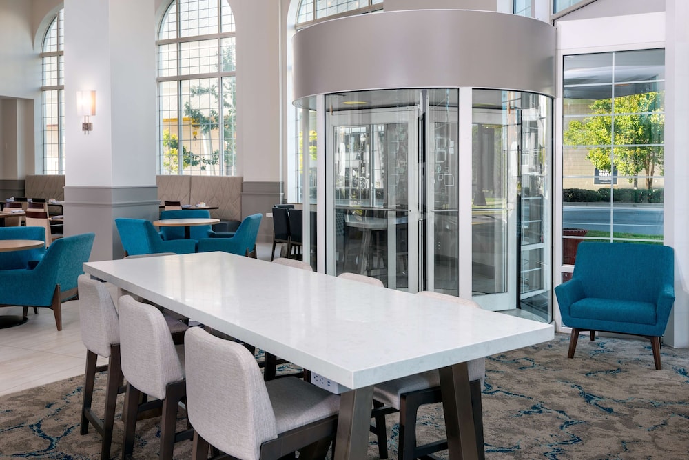 Hilton Garden Inn Charlotte Uptown - photo 3
