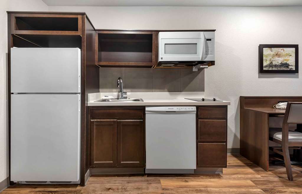 Extended Stay America Select Suites Pittsburgh Cranberry - photo 22