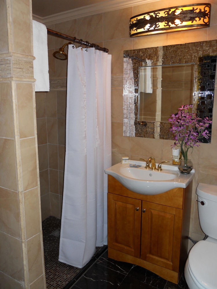Duval Inn - photo 45