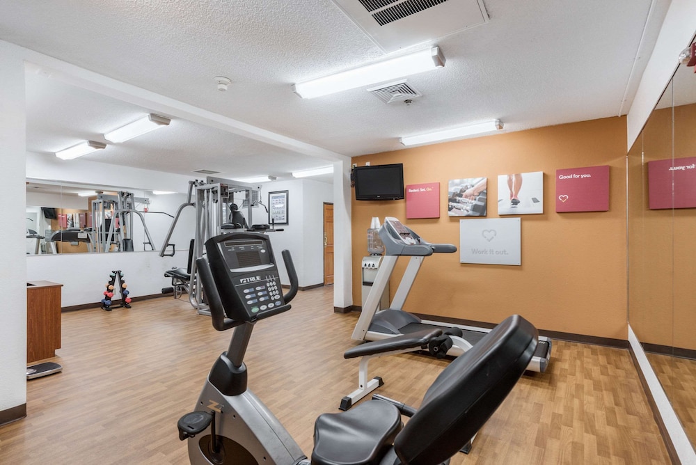 Comfort Suites Monroe - photo 60