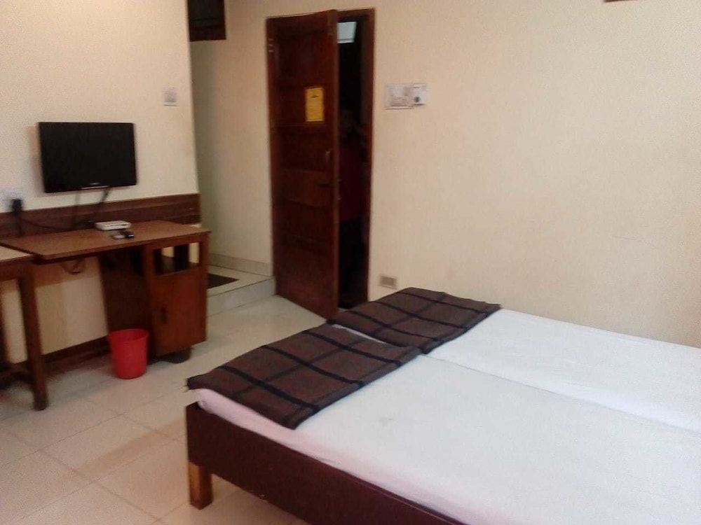 Iroomz Samrat Ashok in Hubli, India