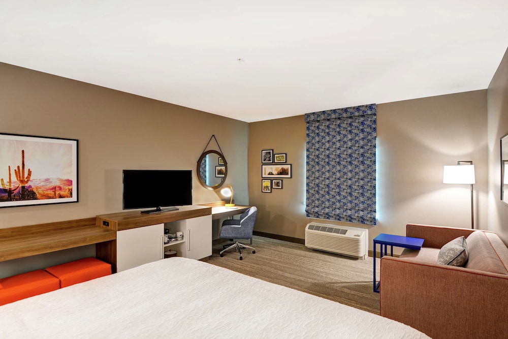 Hampton Inn & Suites Tucson Tech Park - photo 6