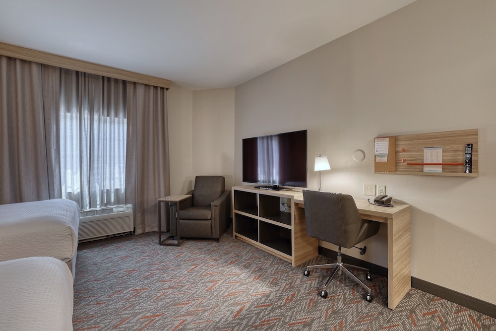 Candlewood Suites Milwaukee Airport by IHG - photo 31