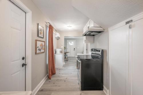 Charming Updated Condo in Heart of Tampa — 4-Star Luxury Hotel in Tampa, United States
