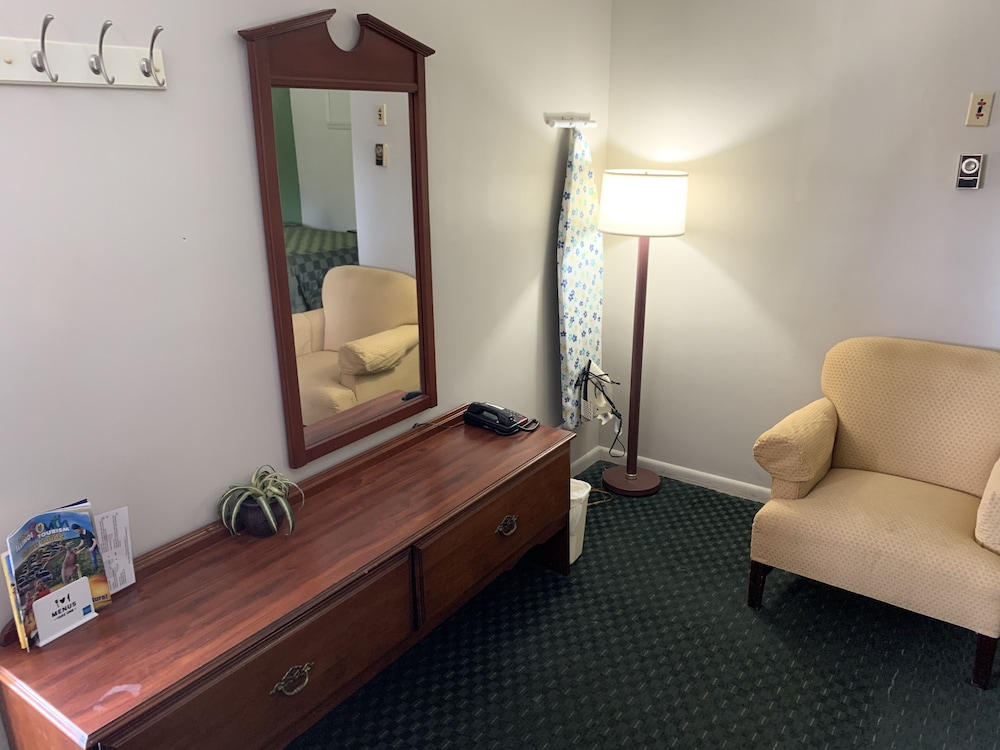 Gas Lite Motel - photo 34